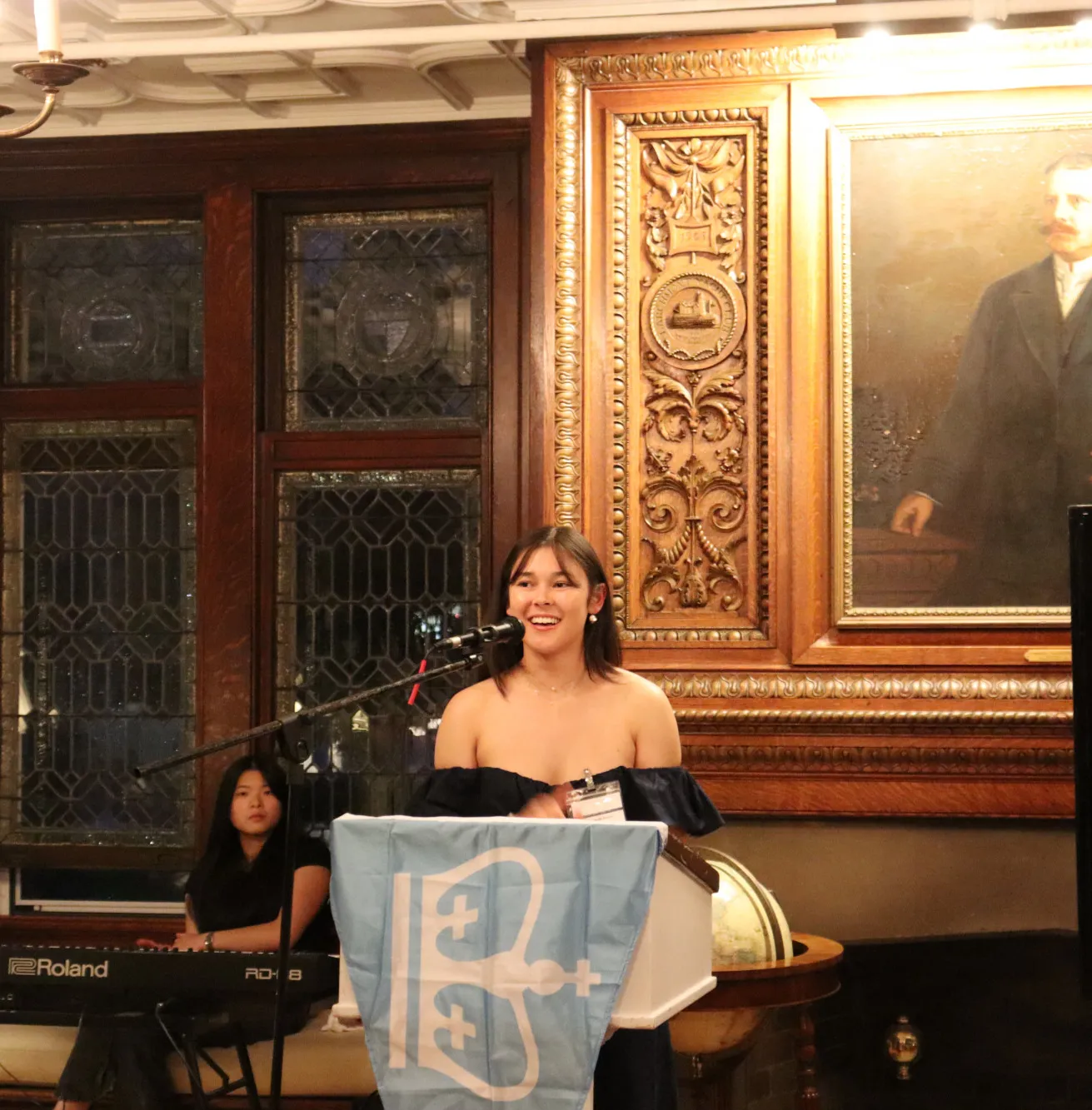 podium elizabeth